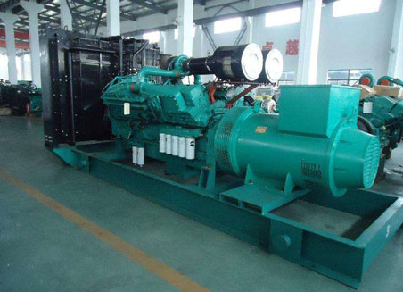 深圳800kw康明斯柴油发电机组图片 深圳800kw康明斯柴油发电机组图片